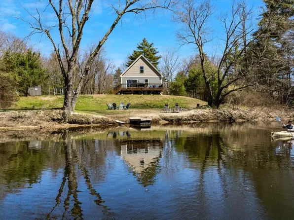 40 Riverside Drive, Allenstown, NH 03275
