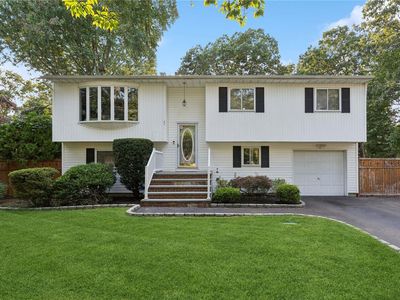 82 Warren Avenue, Ronkonkoma, NY, 11779