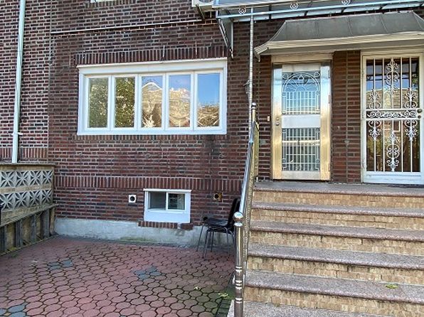 66-60 Booth St Unit Penthouse