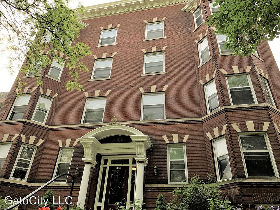 1st image of 1838 N Oakland Ave APT 2