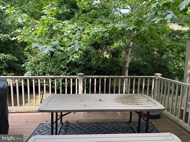 2735 Keebler Ct — Photo 14