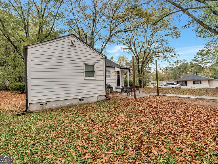 94 Cochran Rd SE — Photo 24