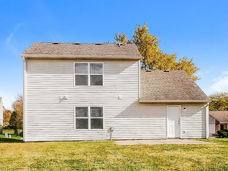 720 Treyburn Lakes Way — Photo 17
