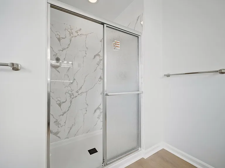 809 Bishop Ct — Photo 20