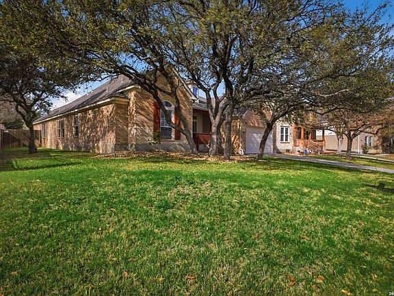 2nd image of 539 Parkmont Ct