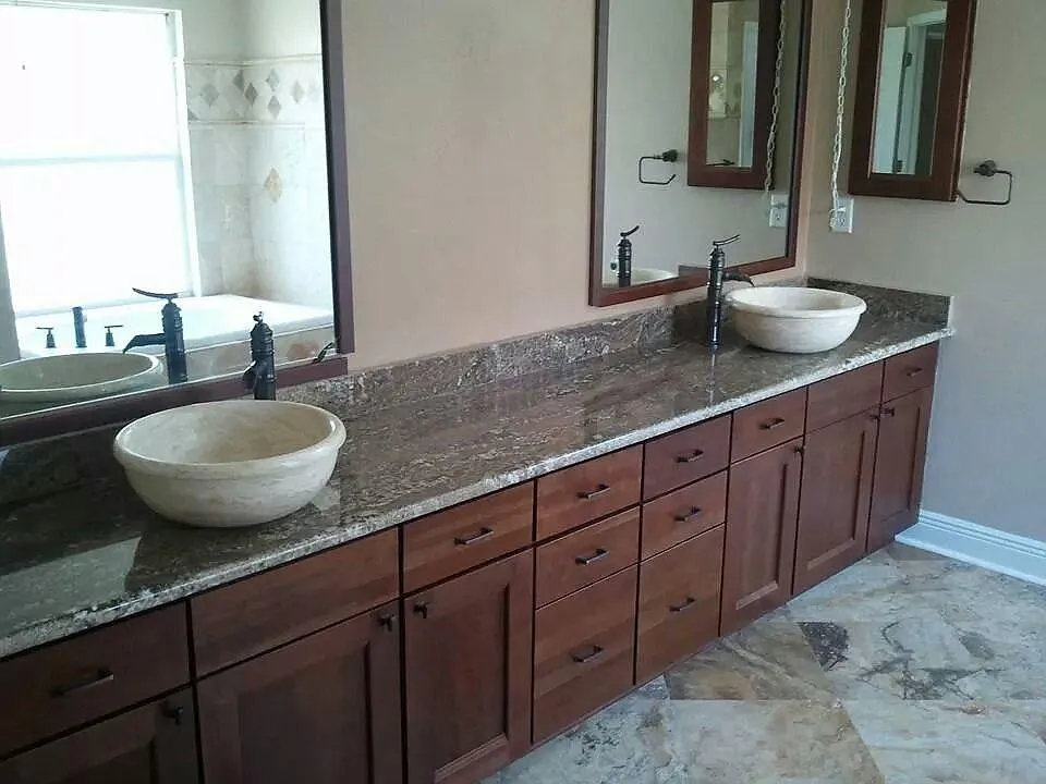 5 bed, 2.5 bath, 3500 sqft, $3,595 — Photo 4