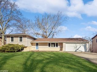 10610 67th St, Countryside, IL 60525