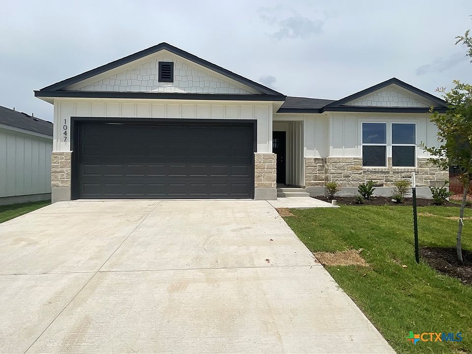 1st image of 1047 Lexington Dr
