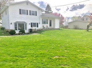 731 Swackhammer Rd, Circleville, OH 43113