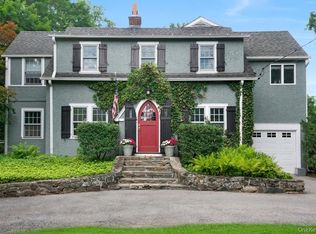 312 Quaker Rd, Chappaqua, NY 10514