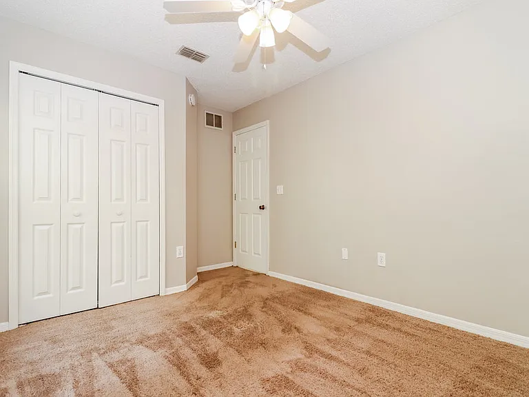 7249 Captiva Cir — Photo 14
