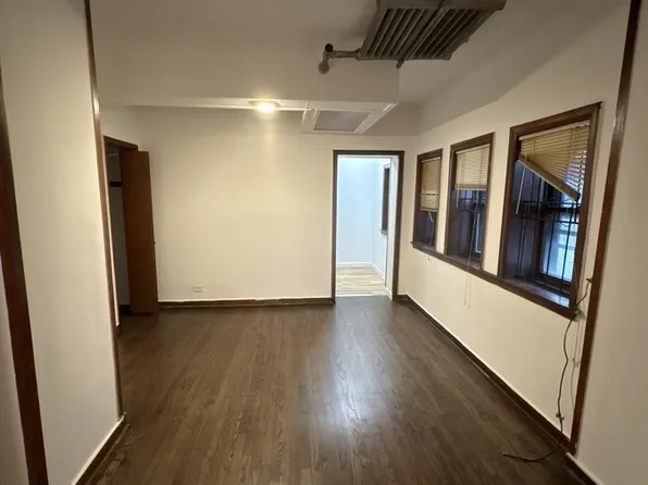 1509 E 54th St #G, Chicago, IL 60615