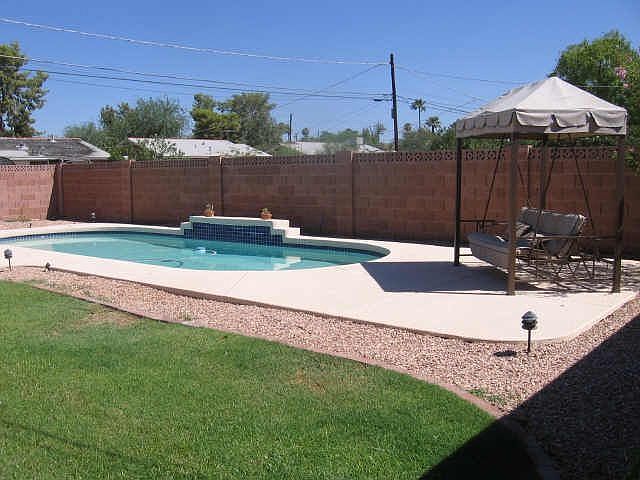 2nd image of 2304 E Heatherbrae Dr