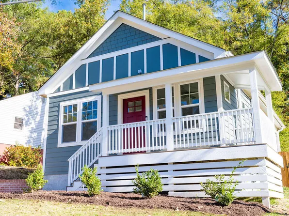 831 Ridgeway Ave, Durham, NC 27701