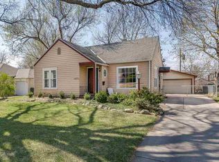 567 S Roosevelt Ave, Wichita, KS 67218