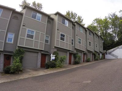 4930 SW 1st Ave, Portland, OR, 97239