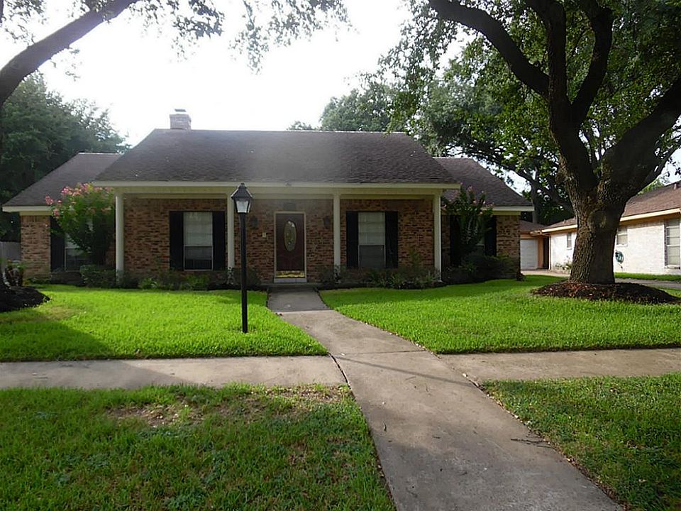 1st image of 9322 Longstaff Dr