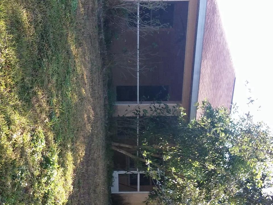 2nd image of 4106 NE 20th Ct