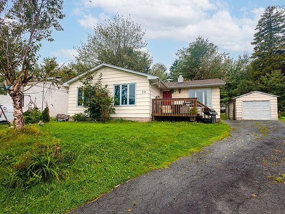 2nd image of 72 Greendale Ct