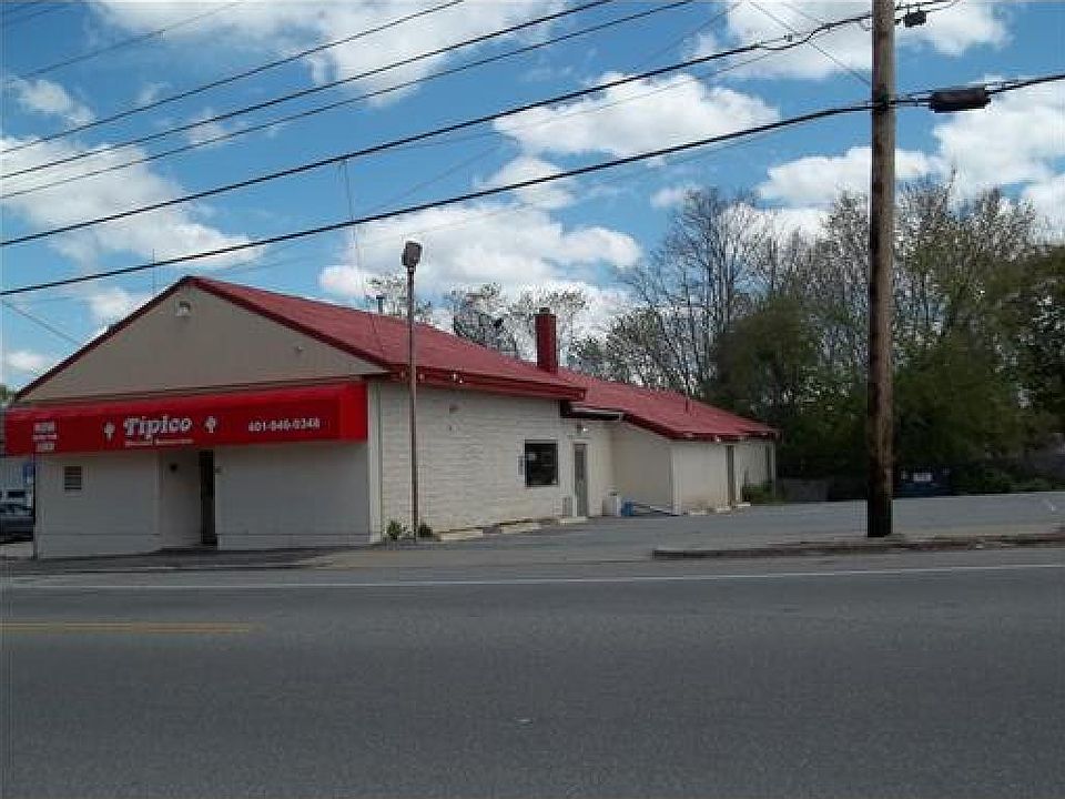 2nd image of 16 Gansett Ave