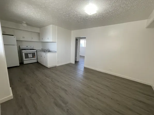 1315 N School St #9, Honolulu, HI 96817