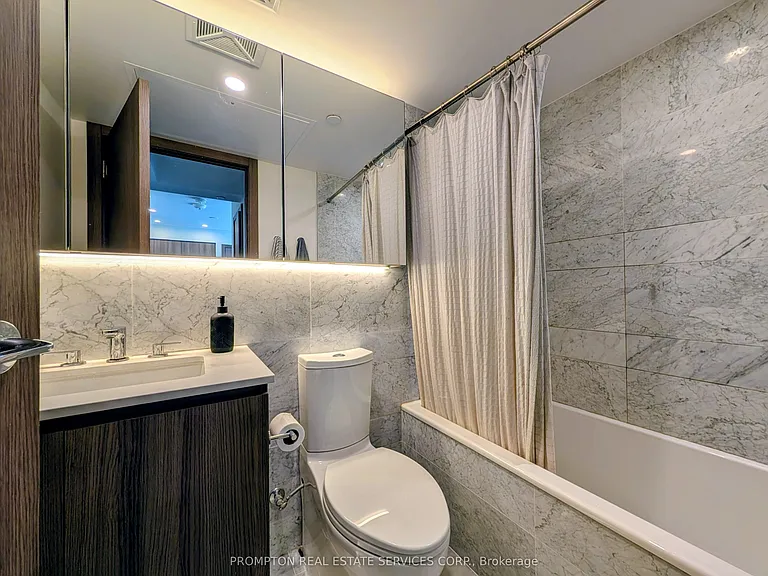 19 Bathurst St #1905 — Photo 10