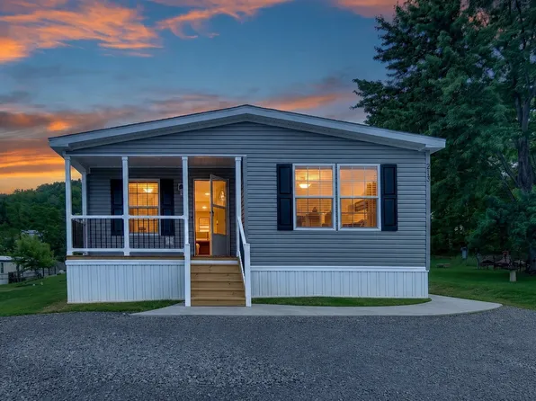 213 Valencia St, Butler, PA 16002