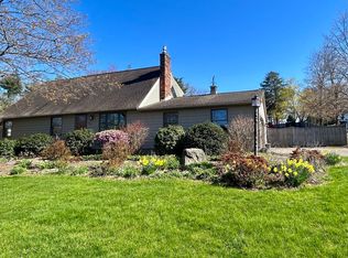 83 Church St, Ludlow, MA 01056