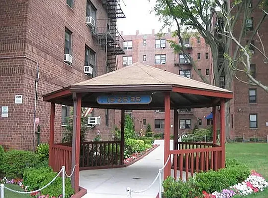 Rented by AZ REALTY NYC LLC | media 27