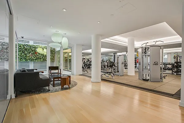 Rented by Corcoran | media 21