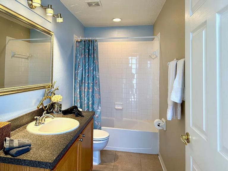 1222 Thousand Oaks Blvd — Photo 12