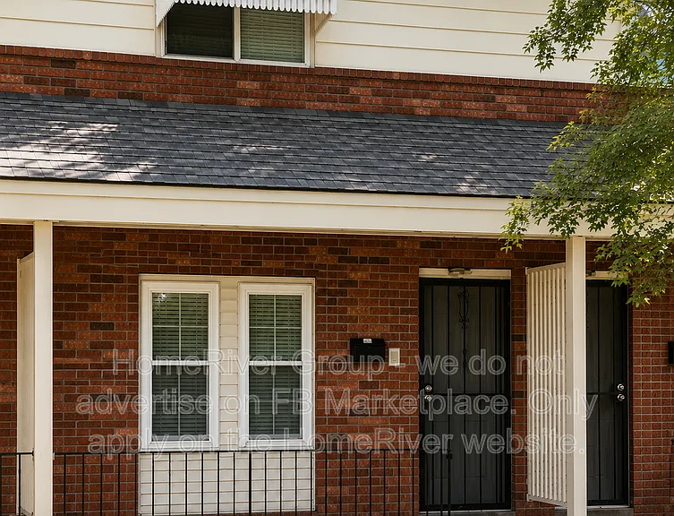 1415 N Main St — Photo 12