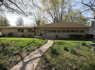 10 Briarcliffe Dr, Collinsville, IL