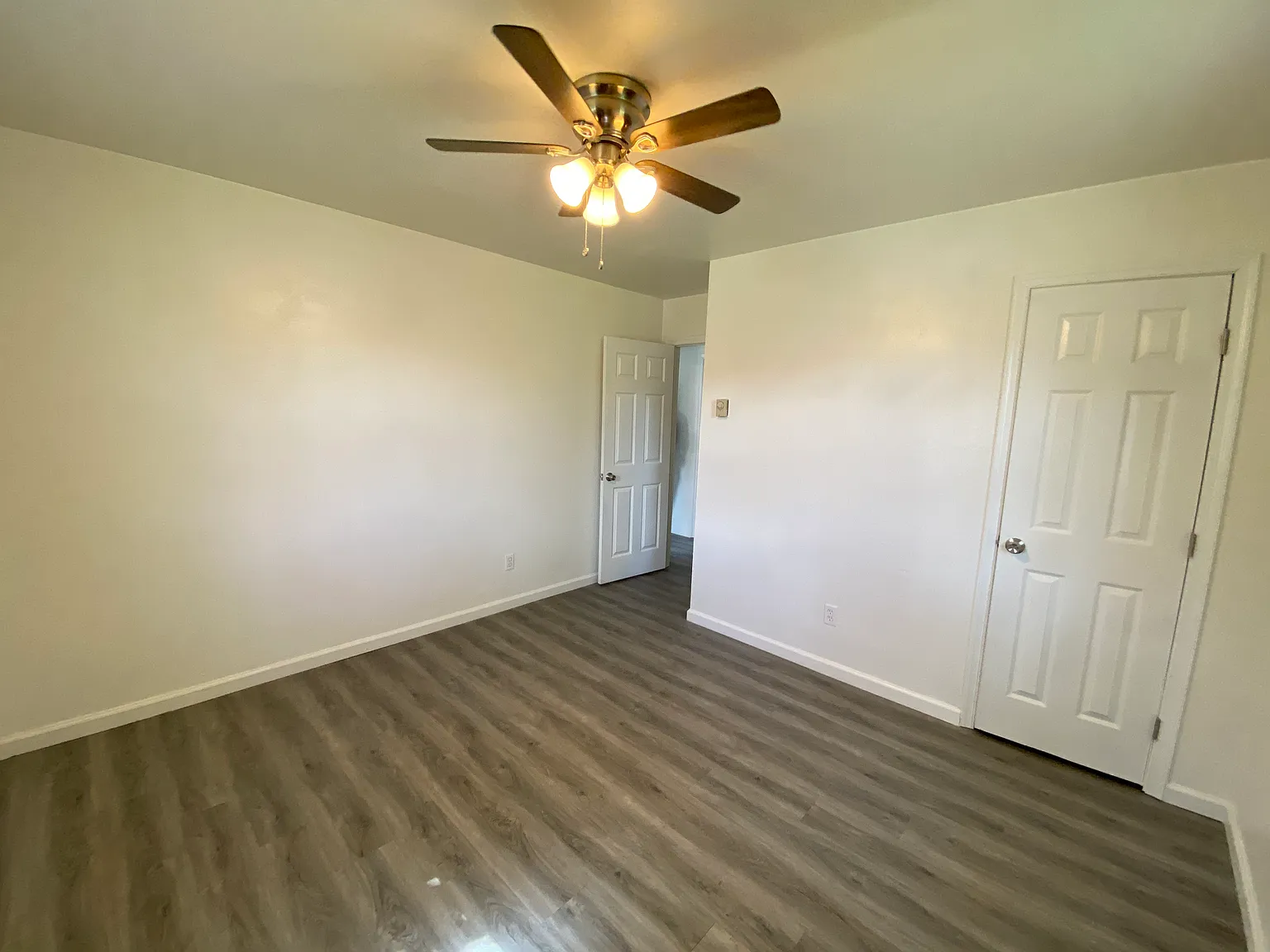 2021 Flower Ln — Photo 4
