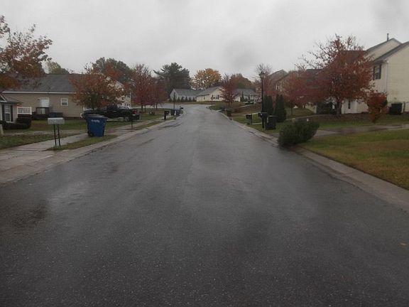 5th image of 2027 Arlington Ave