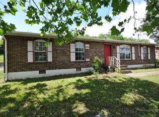 388 Kingview Dr, Nashville, TN 37218