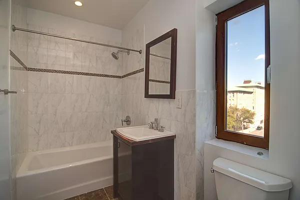 Rented by Compass | media 4