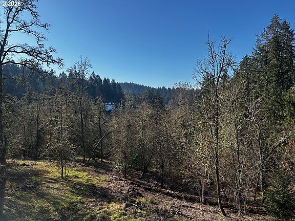 3rd image of Hallmark Ln