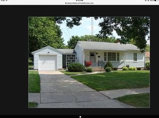 203 3rd St NE, Waukon, IA 52172