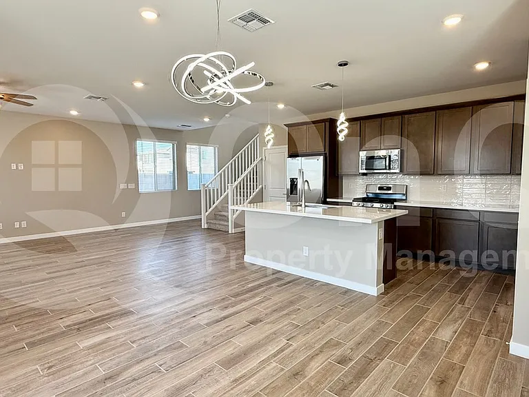 3189 S 180th Ln — Photo 5