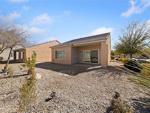 3rd image of 7945 Fantail Dr