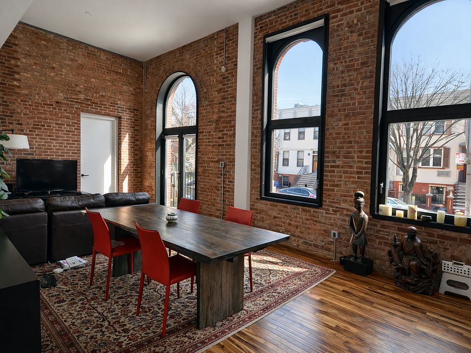 1st image of 533 Leonard St #1G