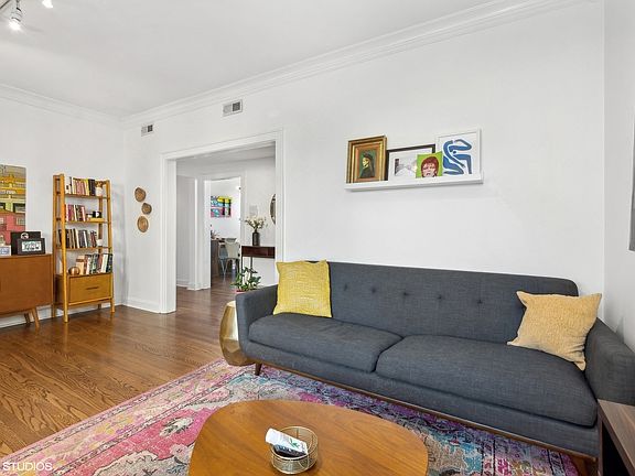 5th image of 2538 N Kedzie Blvd APT 205