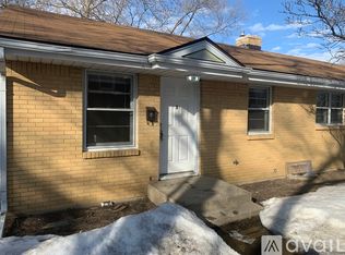 2516 N Rockton Ave #3, Rockford, IL 61103