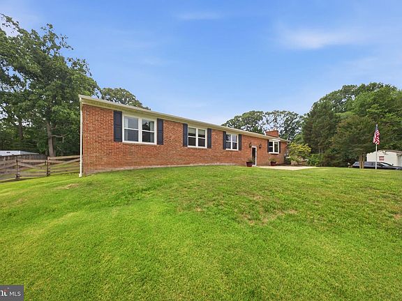 4th image of 11802 Rivershore Dr