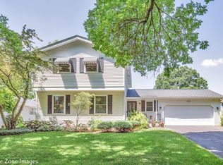 1509 Lark Ln, Naperville, IL 60565
