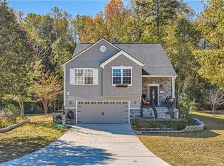 200 Aprils Way, Union City, GA 30291