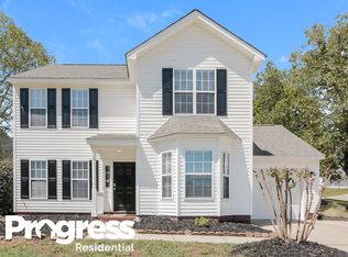 11807 Golden Maple Ln, Charlotte, NC 28215