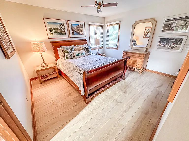 725 Conn Way — Photo 12