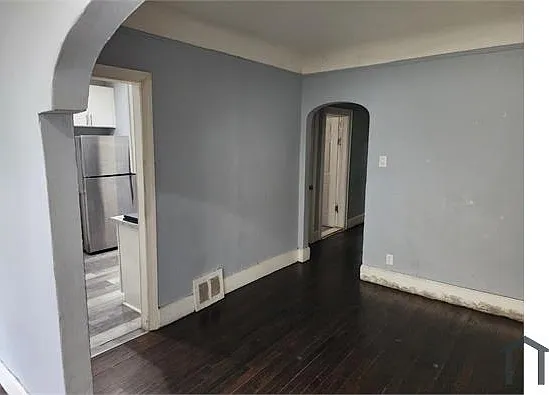 2938 Tyler St — Photo 10